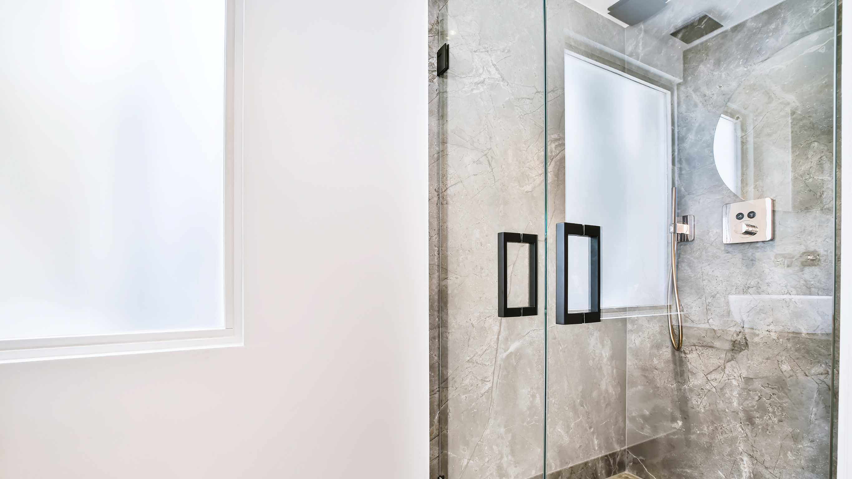 Shower Glass Trends 2025